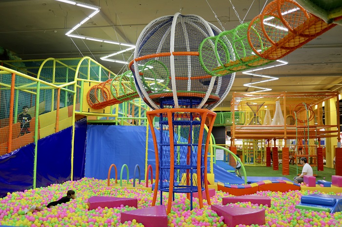 Детский развлекательный центр Play Kids площадь 1200 м в Астрахани